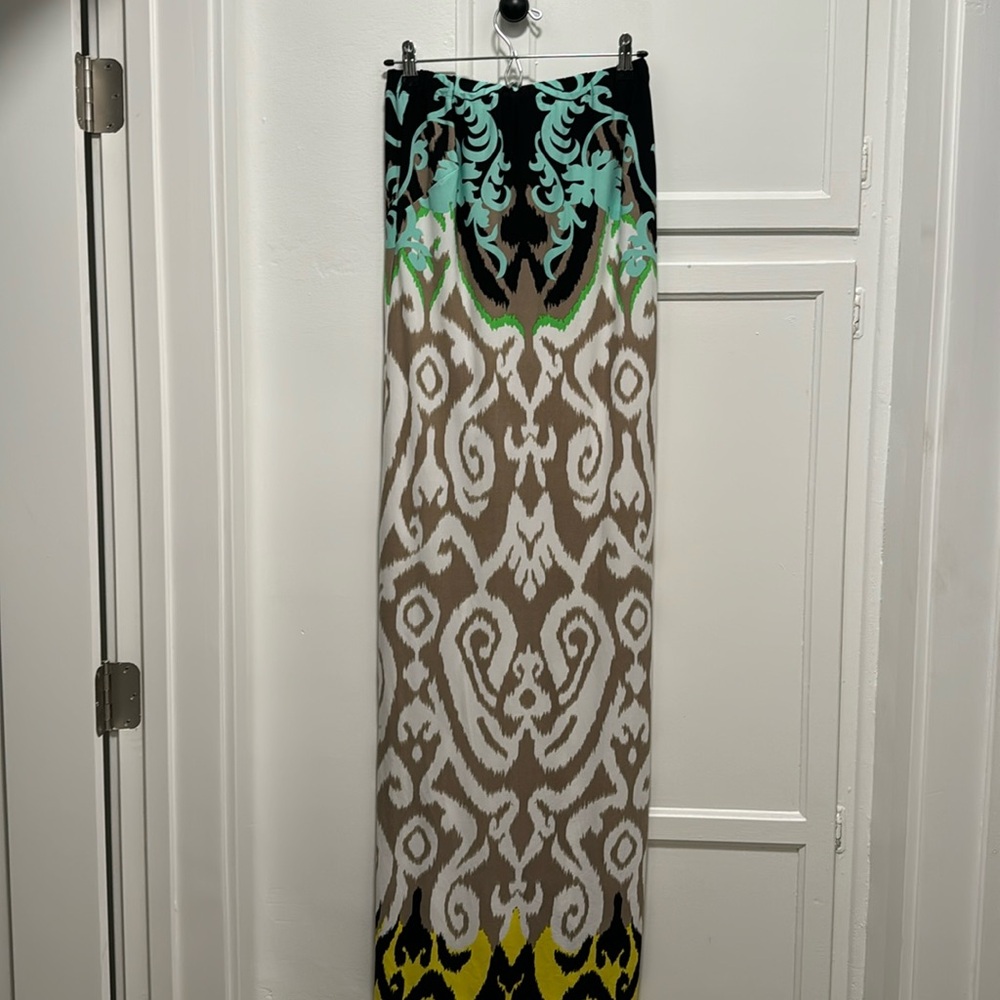 Toni strapless maxi  dress medium fits 4-6